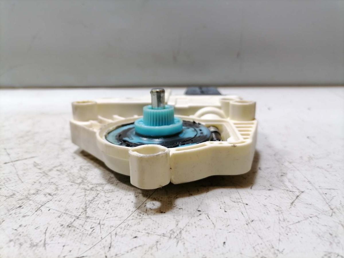 Audi A4 8K B8 original Fensterhebermotor vorn rechts Bj.2009